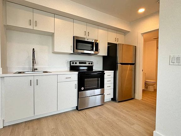 2nd image of 9300 Compton Ave