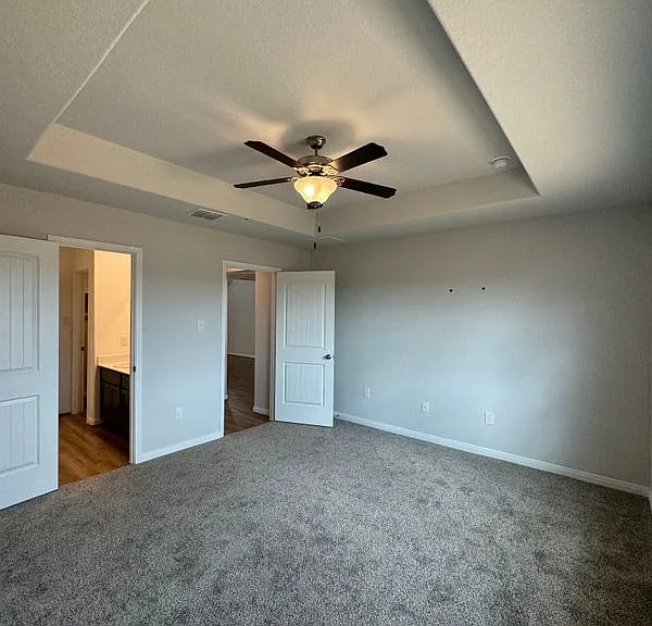 11131 Hollinger Cir — Photo 15
