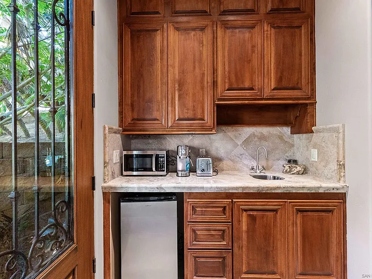 15708 Circo Diegueno Rd — Photo 35