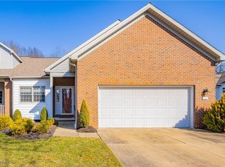 646 N Ridgecliff St, Tallmadge, OH