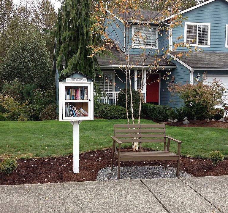 1st image of 3303 Lake Dr