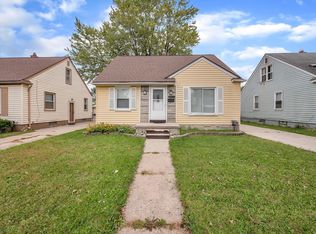 4405 Howe Rd, Wayne, MI 48184