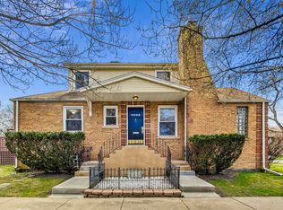 5425 N Virginia Ave, Chicago, IL 60625