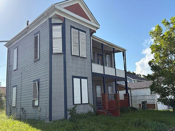 3rd image of 1212 38th St