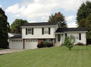 76 Lawndale Dr, Tiffin, OH 44883