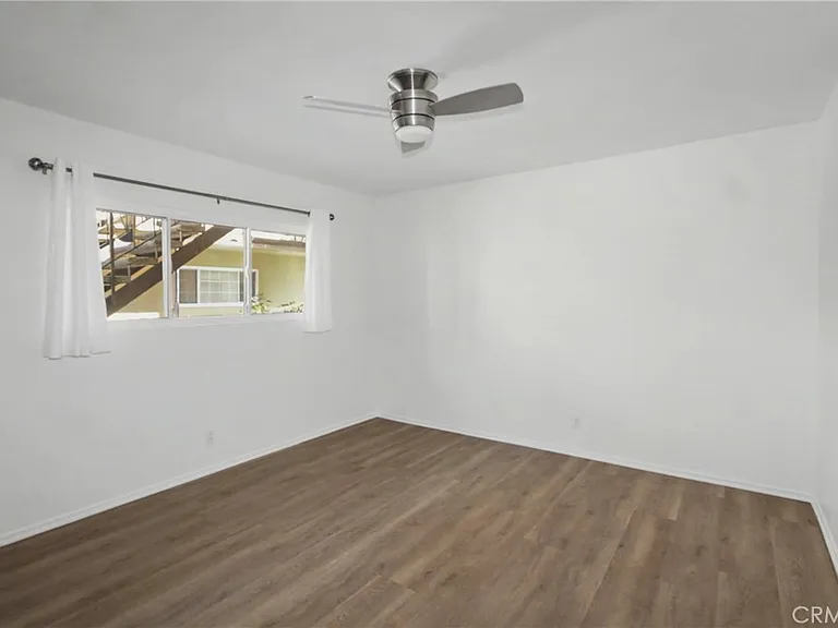 1010 E 32nd St #A — Photo 17