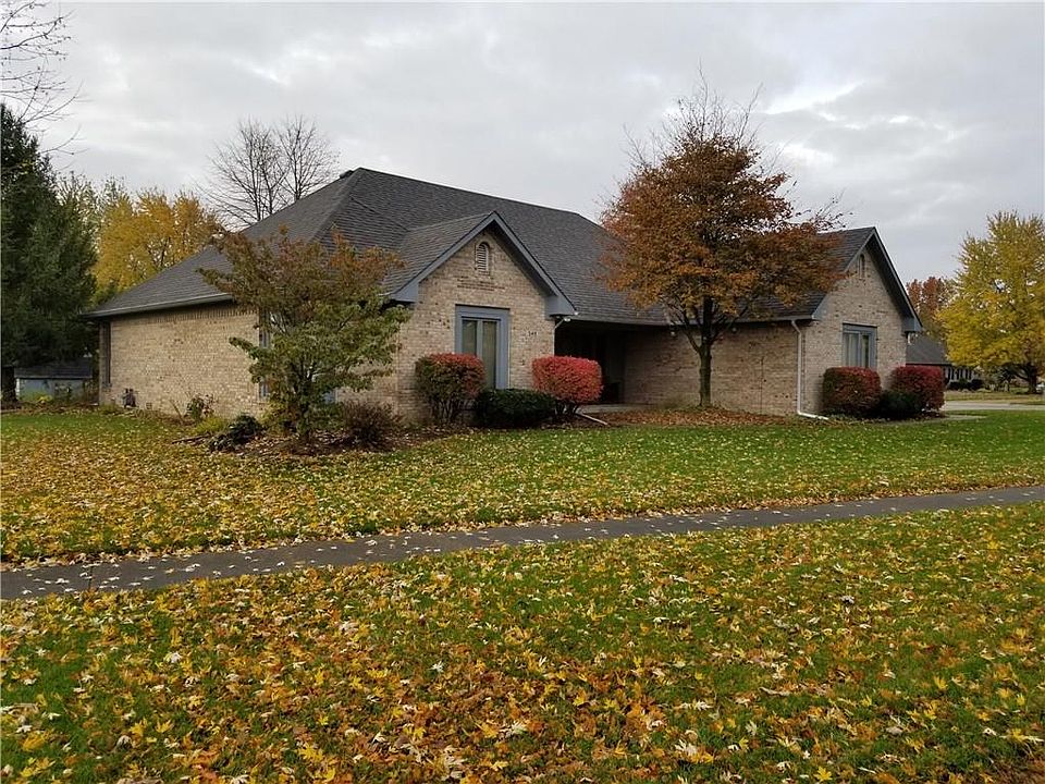 1st image of 549 Woodland Pl