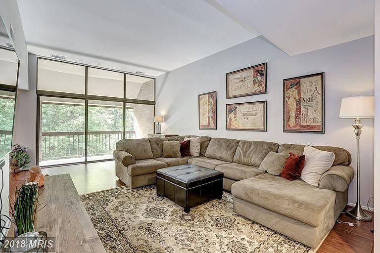 Gorgeous living room