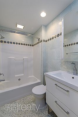 5th image of 402 Washington Ave APT 3