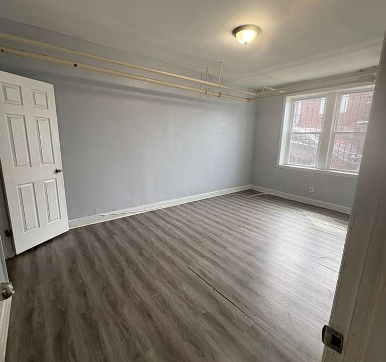 2nd image of 575 Grove St APT 11