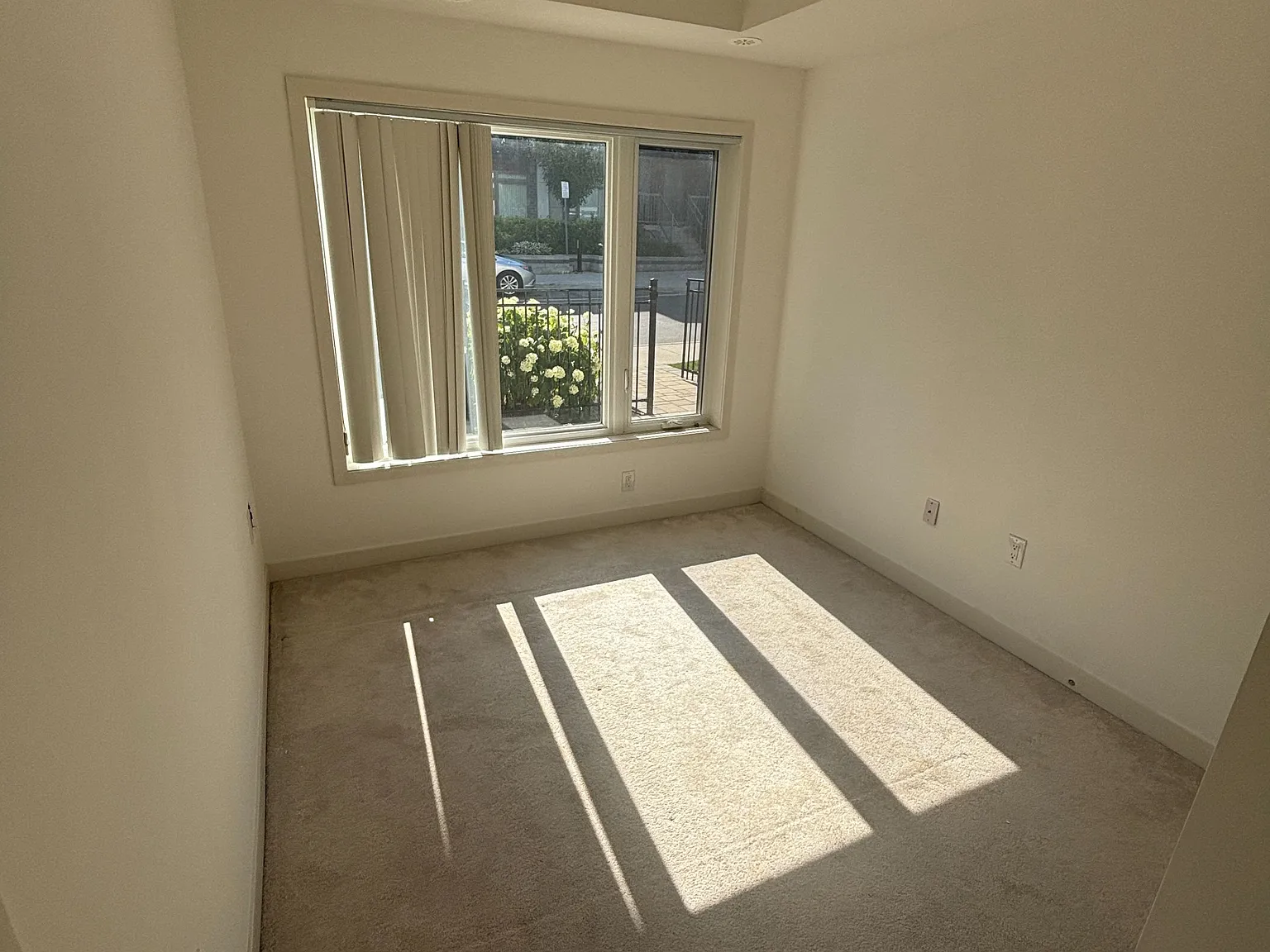 1 bed, $2,000 — Photo 3