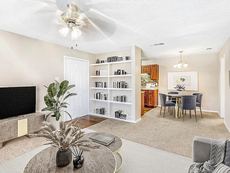 The Arbors of Euless Apartments — Photo 3