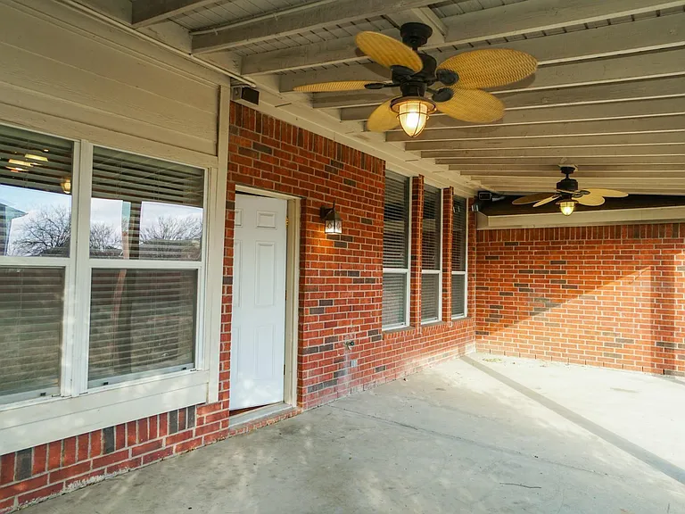 15827 Palo Pinto Dr — Photo 19