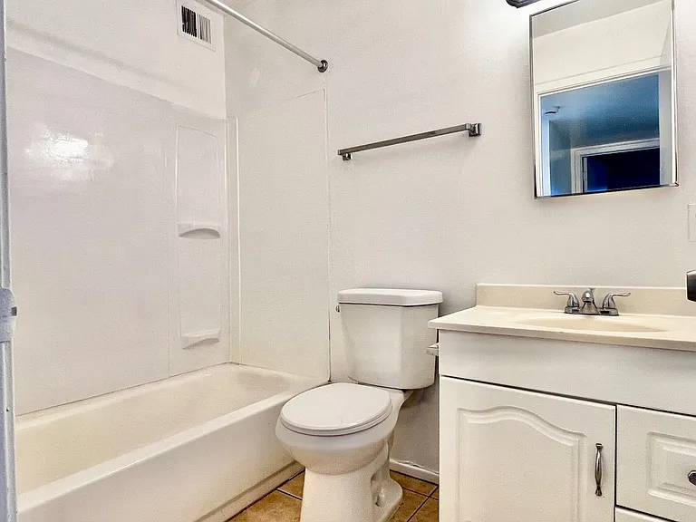 Villas on Holly — Photo 11
