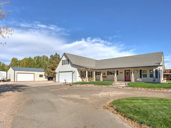 1220 Strasdin Ln, Fallon, NV 89406