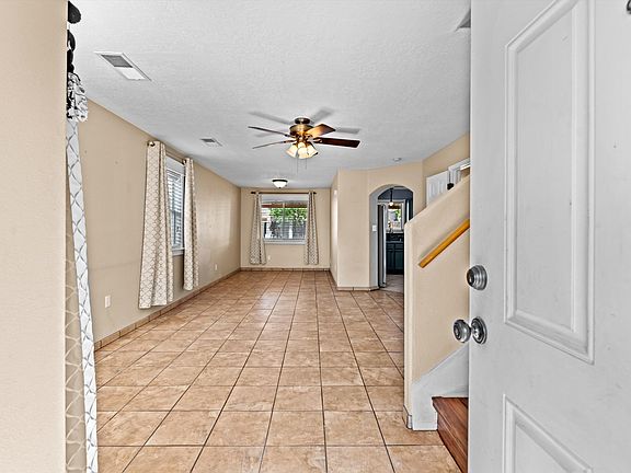 4th image of 10731 Rockcliff Dr NW