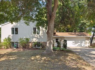 2304 Fairmeadows Rd, Stillwater, MN 55082