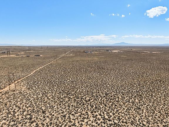 5th image of 47 Gallo Rd