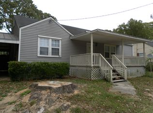 1038 Cheaves Dr, Forest Park, GA