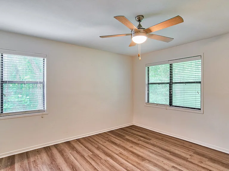 Bedrooms to accommodate any bed size