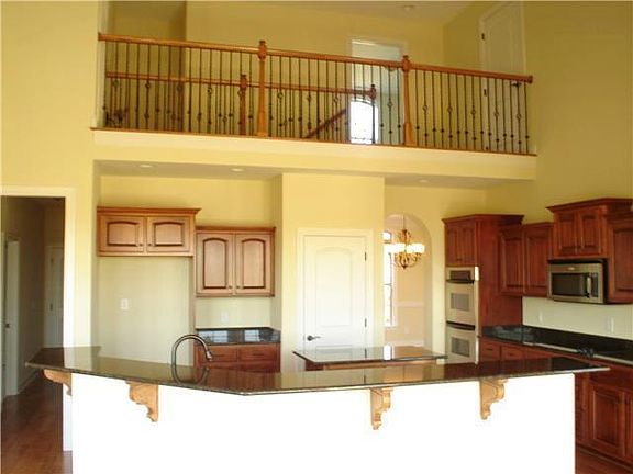 4th image of 208 Buckleigh Point Lot 47