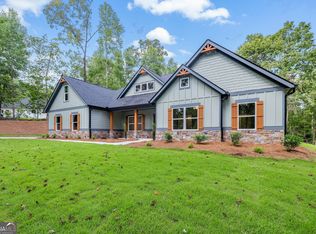 151 Signing Tree Ln, Clarkesville, GA 30523