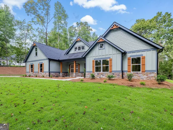 151 Signing Tree Ln, Clarkesville, GA 30523