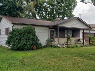 1122 Daisy Ln, Heath, OH 43056