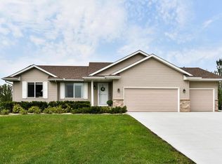 9670 41st St NE, Saint Michael, MN 55376