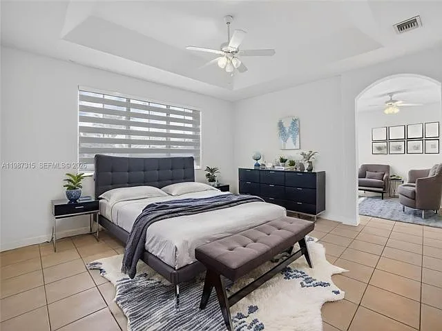 15051 SW 18th Ter — Photo 6