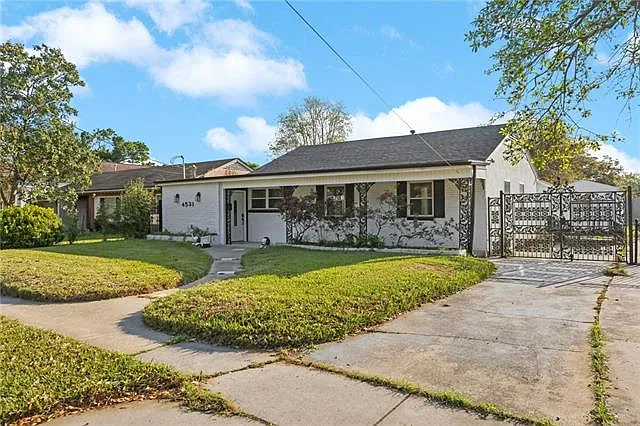 4531 Paris Ave