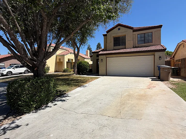 9709 Cimarron Trails Dr — Photo 2
