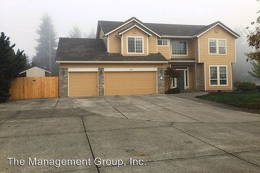 1st image of 17616 SE 34th Cir