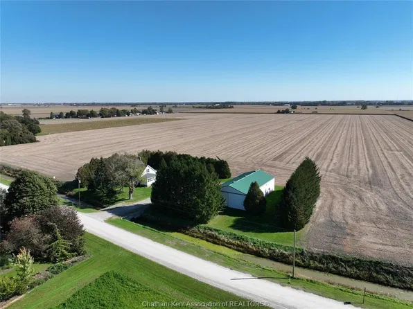 7008 Creek Line, Chatham Kent, ON N0P 1Z0