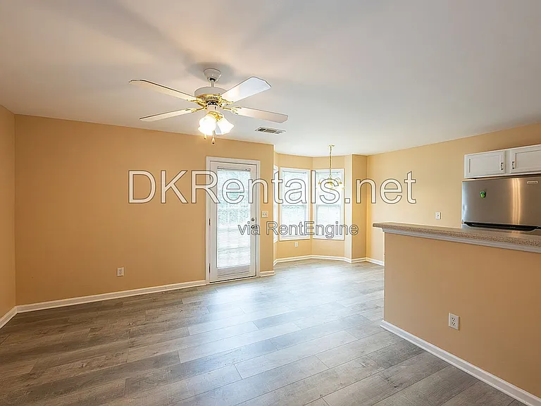 7712 Autry Cir #408 — Photo 15