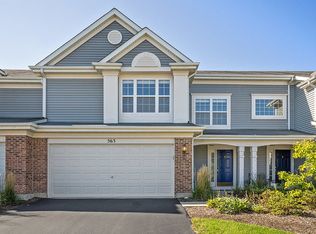 563 Yorkshire Ln, Hampshire, IL 60140