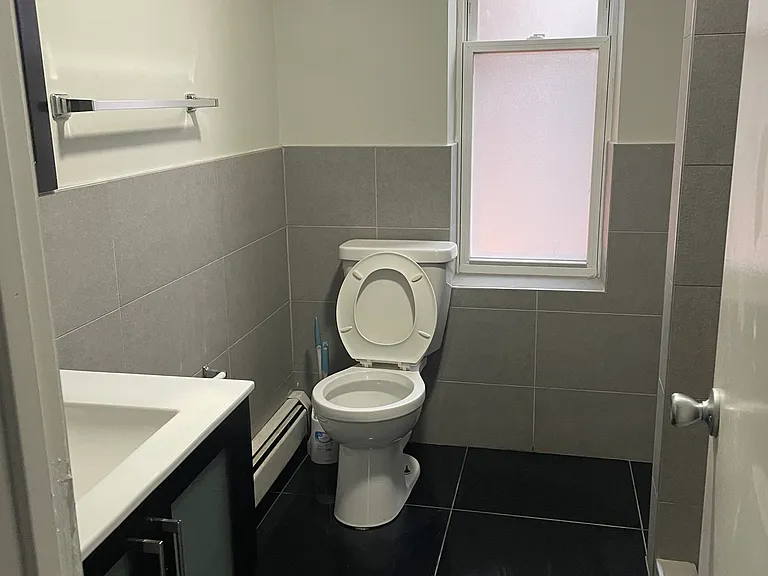 12 S Lake Ave #2B — Photo 6