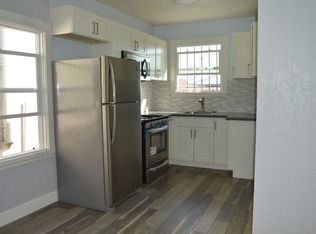 887 31st St, Oakland, CA 94608
