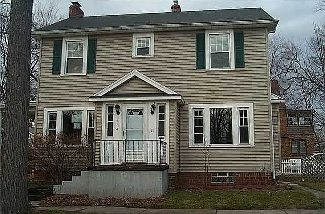 1st image of 2704 Winsted Dr