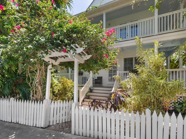 56 Golf Club Dr, Key West, FL 33040