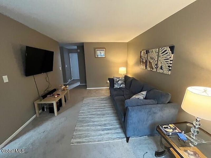 3rd image of 409 Antler Court