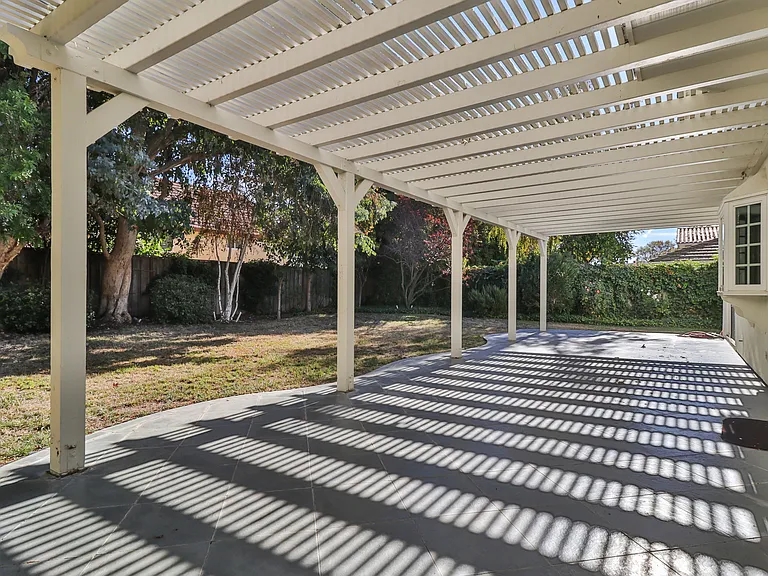 1164 S Galesmoore Ct — Photo 32