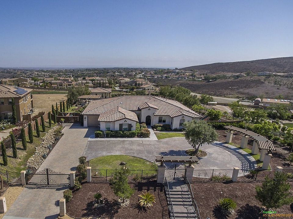 1st image of 3052 Vineyard Way