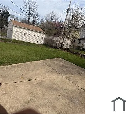 4 bed, 1256 sqft, $1,683 — Photo 3