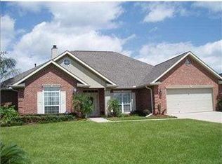 2736 Acadiana Trce, Marrero, LA 70072