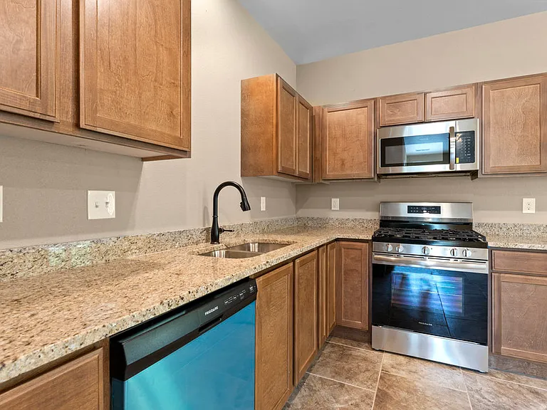 357 N Nature Ln — Photo 11