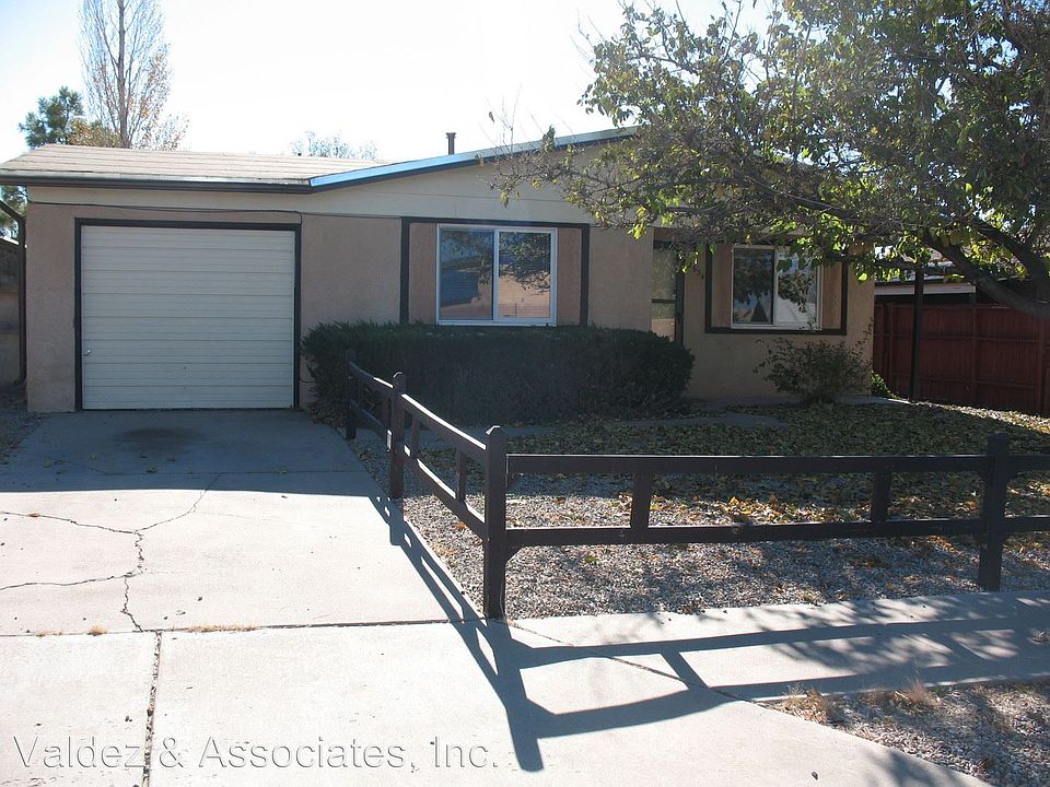 1st image of 2634 Calle Primavera