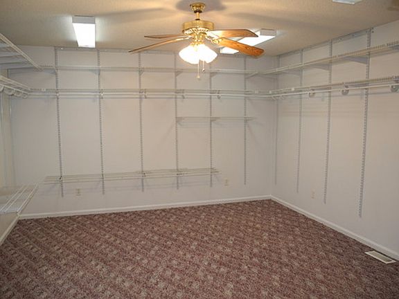 5th image of 3561 Westmeadow Ln