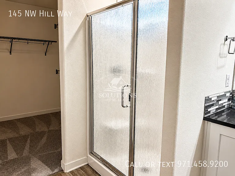145 NW Hill Way — Photo 17
