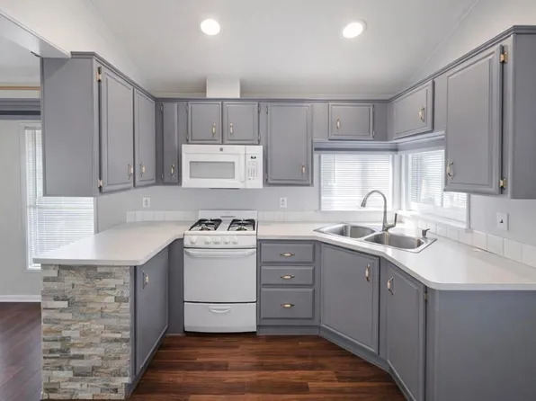 16400 Bubbling Wells Rd Unit 136, Desert Hot Springs, CA 92240